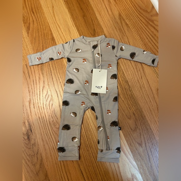 NWT Kyte Baby Romper - Picture 1 of 2